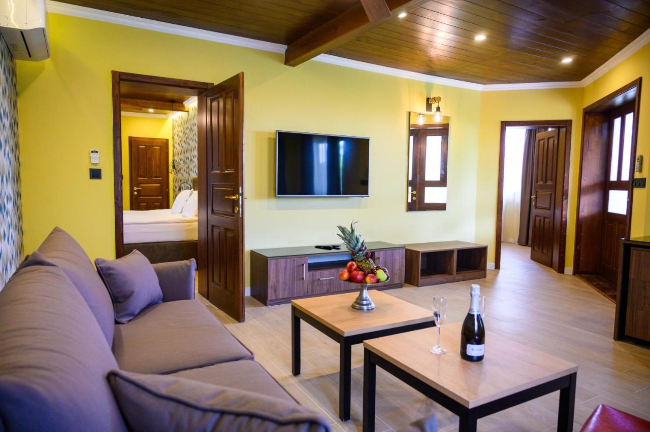 Royal Beach House 2 Bedrooms