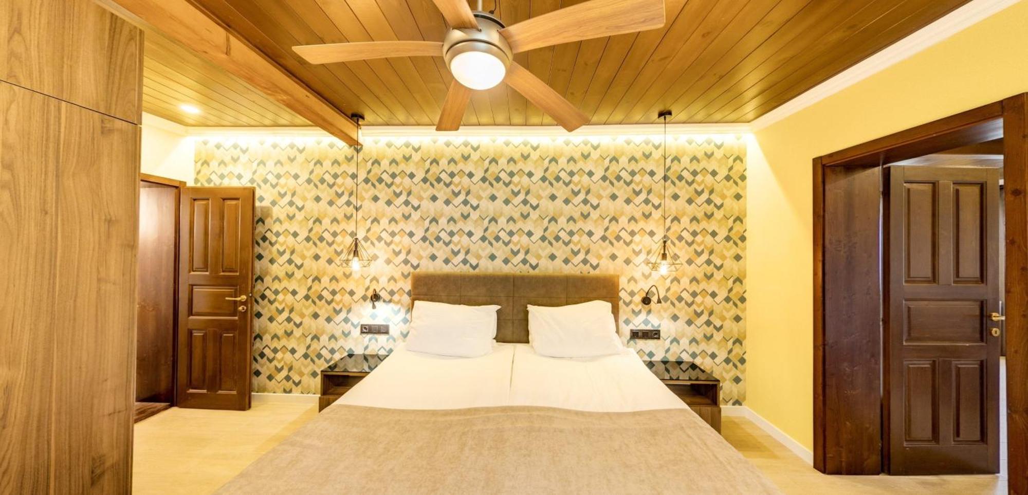 Royal Beach House 2 Bedrooms